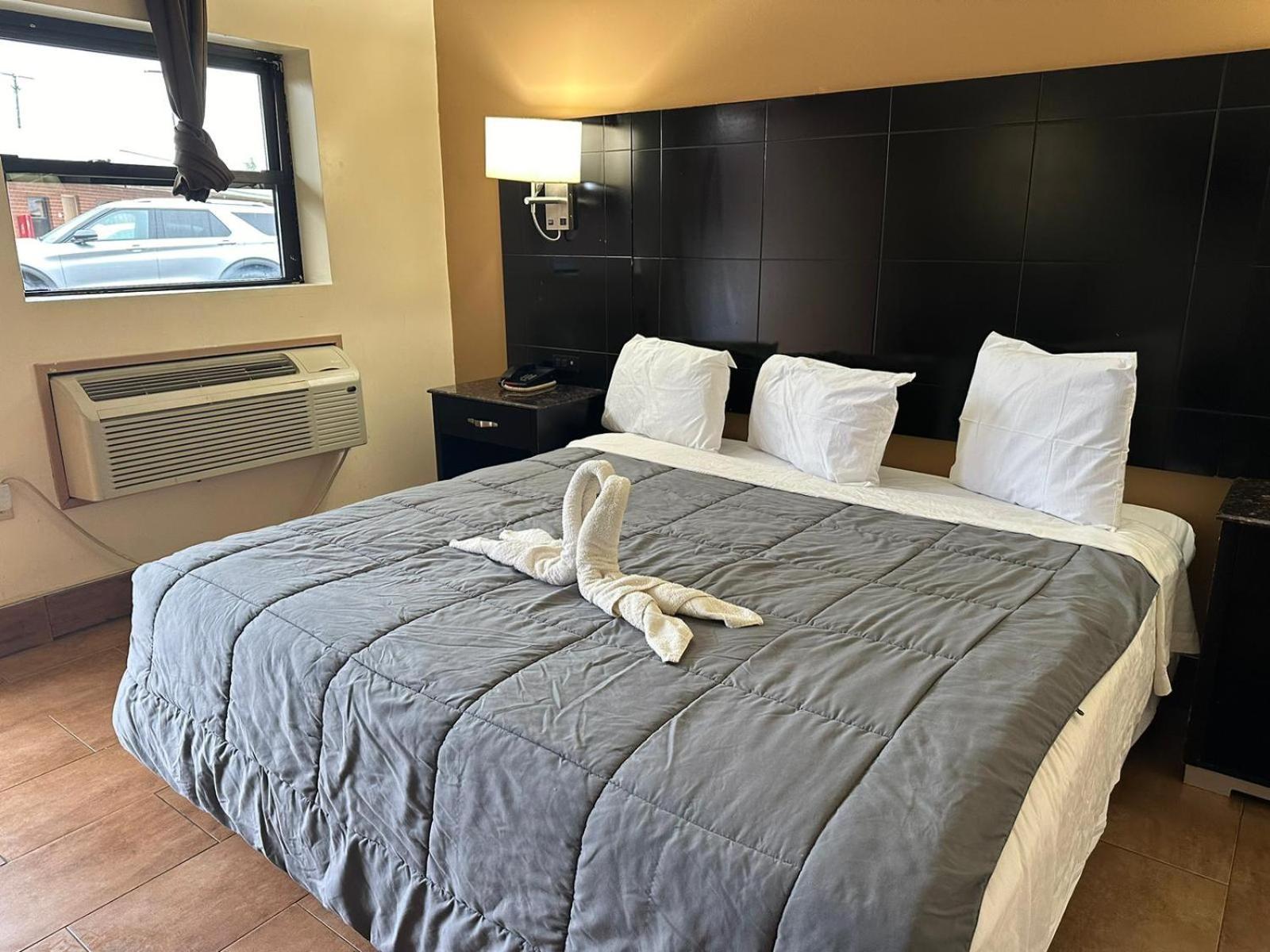Circle Motor Lodge South Amboy Esterno foto